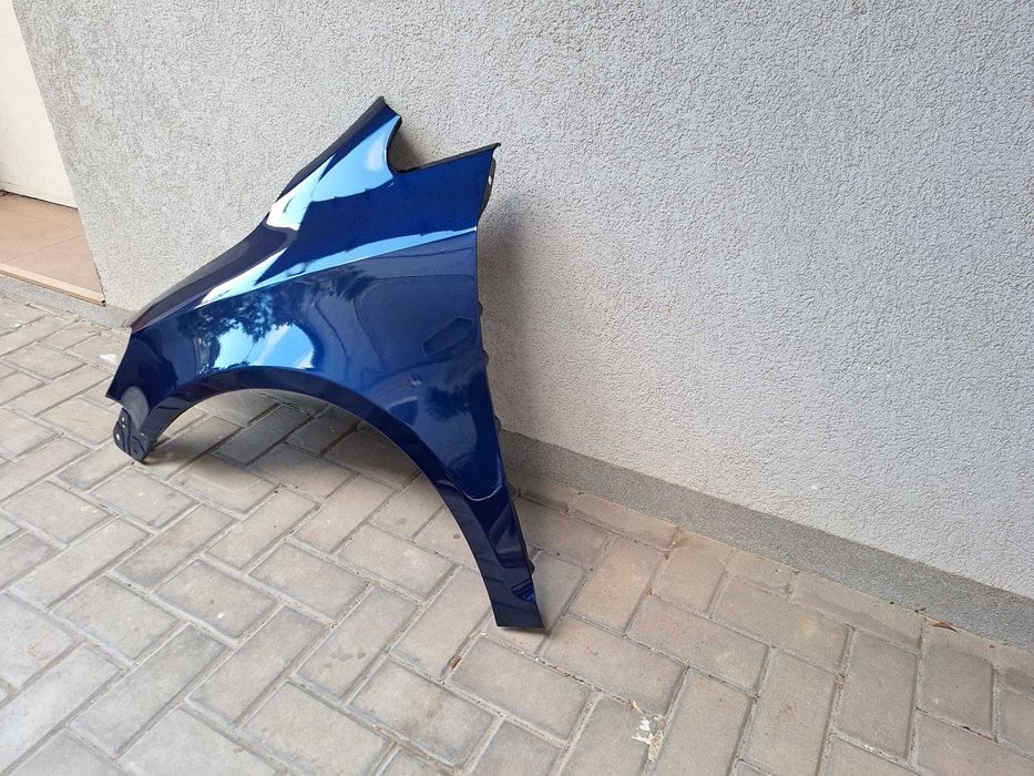 Aripa Fata Stanga VW Golf 5 V Plus 2005-2009 Vopsita Albastru