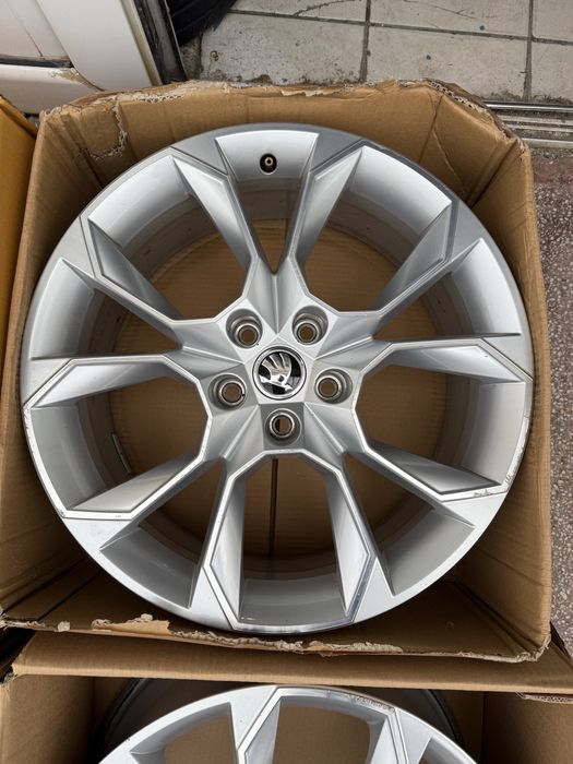 Jante Skoda Octavia Superb Rs Vrs R19 Model Xtreme X treme 7,5jx19ET51