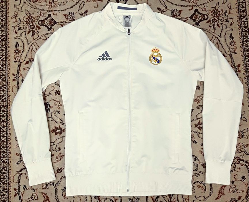 Продаётся олимпийка  Real Madrid CF La Liga Испания  ОРИГИНАЛ !!
[6 фо