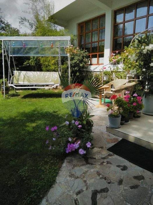 Триетажна къща, м-ст Траката, гр. Варна ТМ