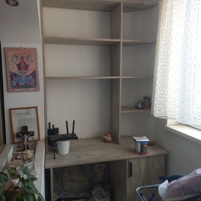 Vand mobila de living