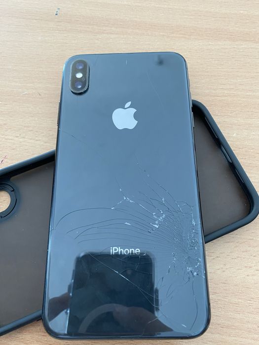 Айфон Хс Макс.