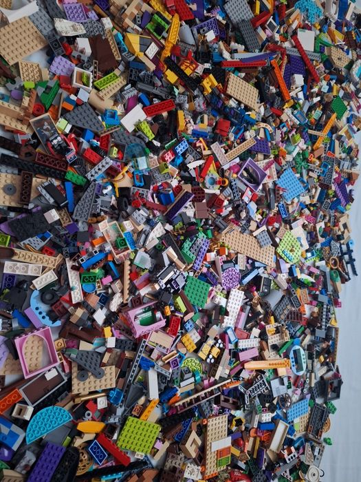 Lot Lego Clasic 8 kg (Harry Potter 76385)