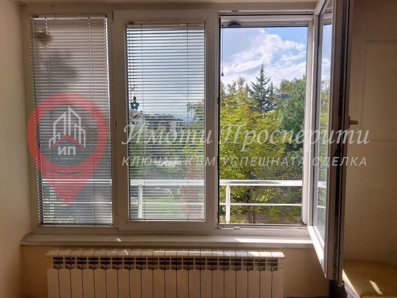 Продава се Четиристаен апартамент в София, Студентски град - 140 кв.м за 2215 €/кв.м - Снимка #9