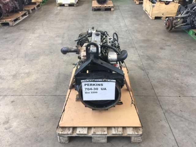 Motor complet Perkins 704-30- Piese de schimb utilaje