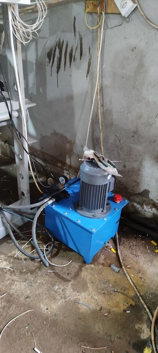 Гидравлический блок управления Гидрастанция