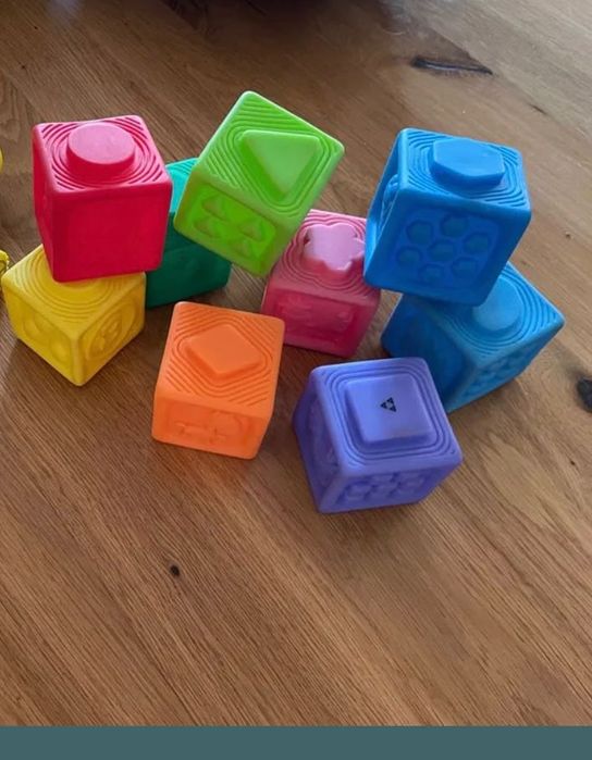 Играчка динозаври,конструктор Clementoni,меки кубчета,плюшени играчки