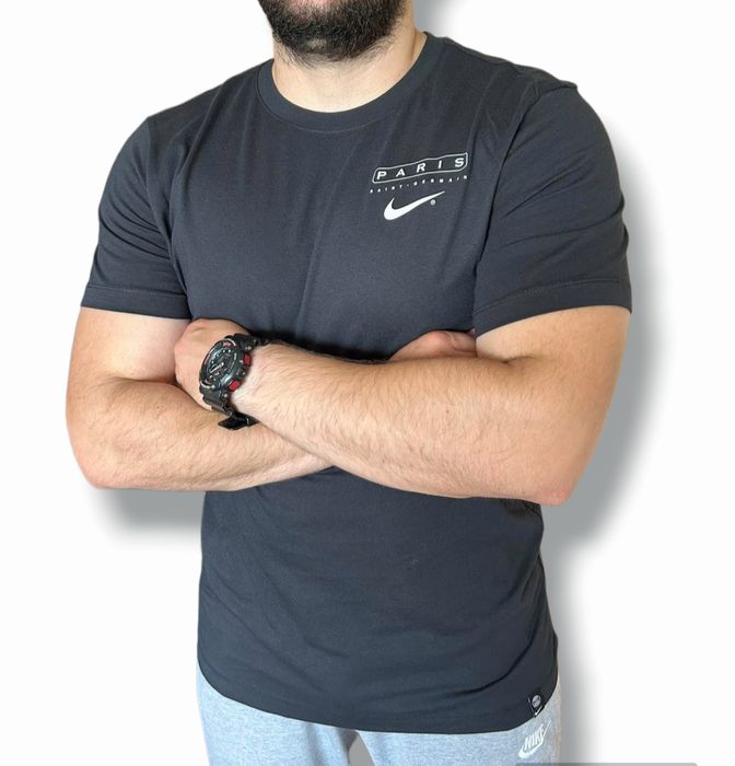 Оригинални мъжки тениски на страхотни цени