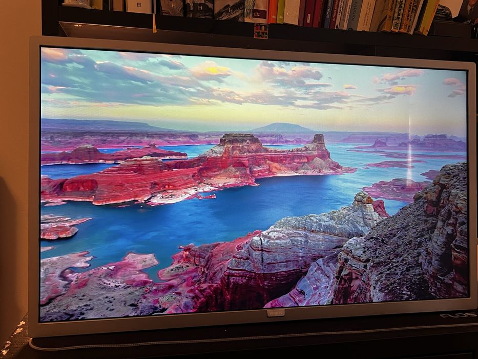 Televizor Philips SmartTv FULL HD LED TV