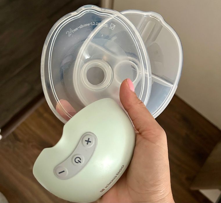 Преносима електрическа помпа за кърма с дистанционно Kikkaboo - Iris