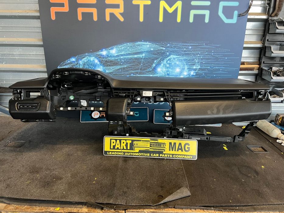 Табло арматурно с бег Renault Clio V 2021 Рено Клио 5 леки драскотини