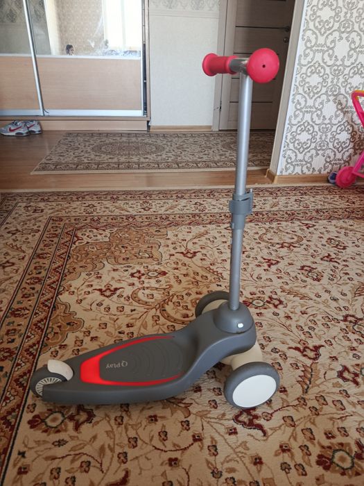 Детский самокат qplay