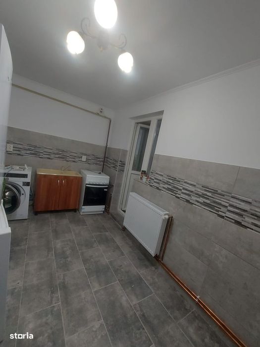 Vanzare apartament 3 camere decomandat, zona micro 6 Targoviste