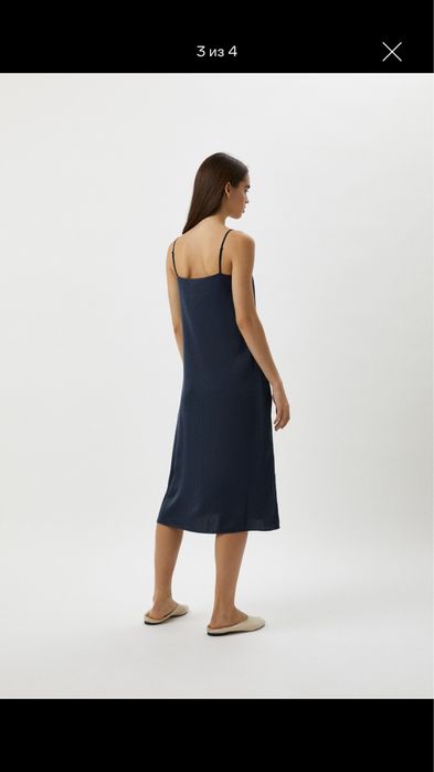 Платье от бренда Uniqlo