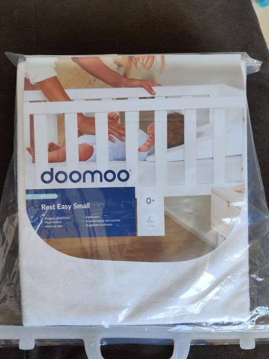 Възглавница против повръщане с наклон + подарък