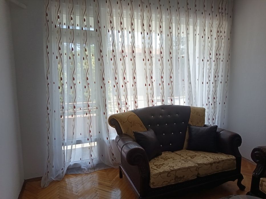 Дава се под наем Двустаен апартамент в с. Разград, Област Монтана - 72 кв.м за 408 € - Снимка #3