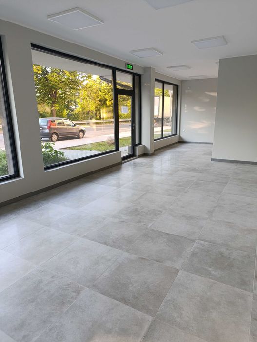 Дава се под наем Офис в Търговище, Център - 55 кв.м за 357 € - Снимка #4