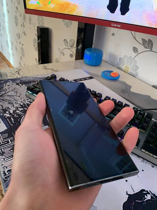 Продам Samsung s23 ultra