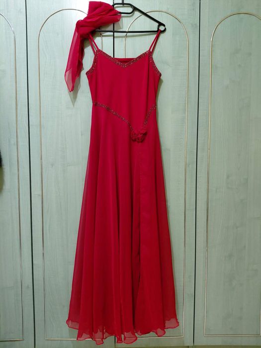 Официална рокля S размер