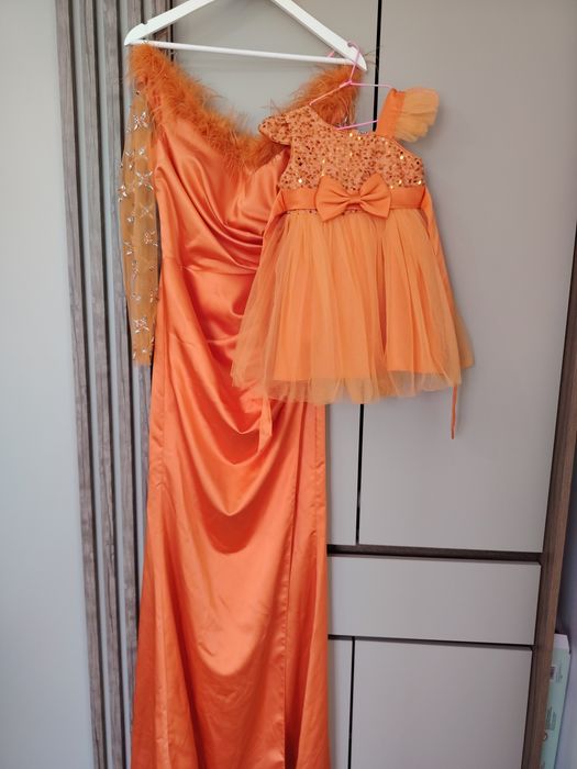 Vând set mama-fiica