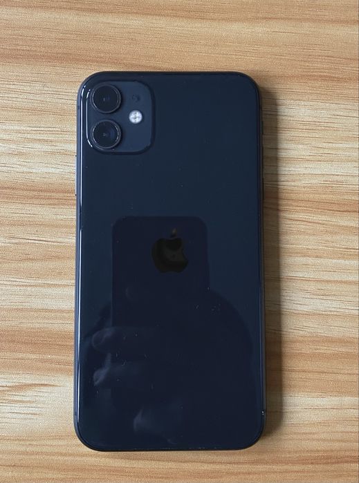iPhone 11 64 гб (в отличном состоянии)