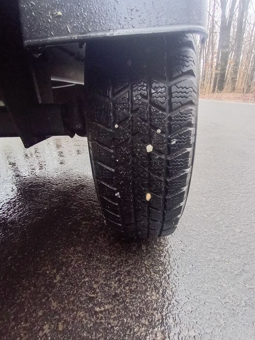 Vând remorcă 750kg