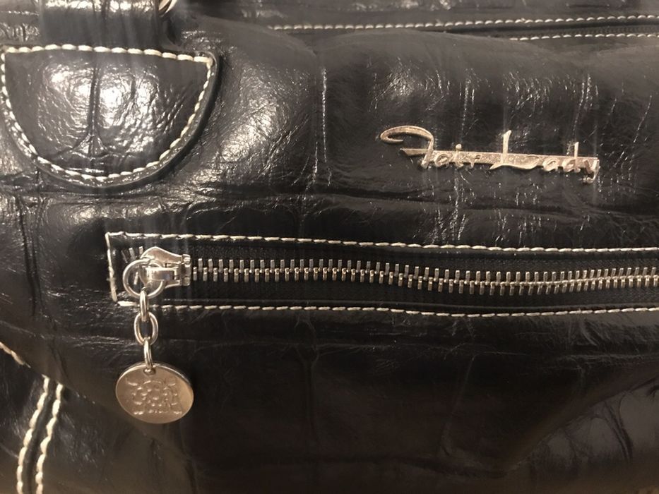 3 бр. луксозни чанти + подарък