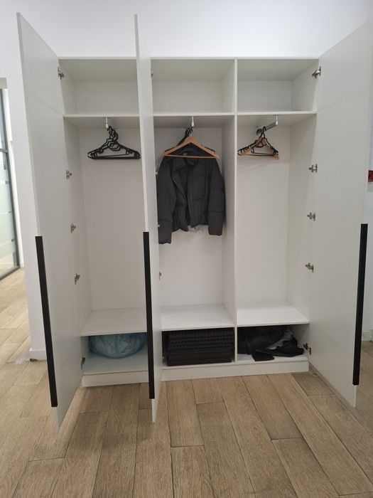 Продам шкафы б/у