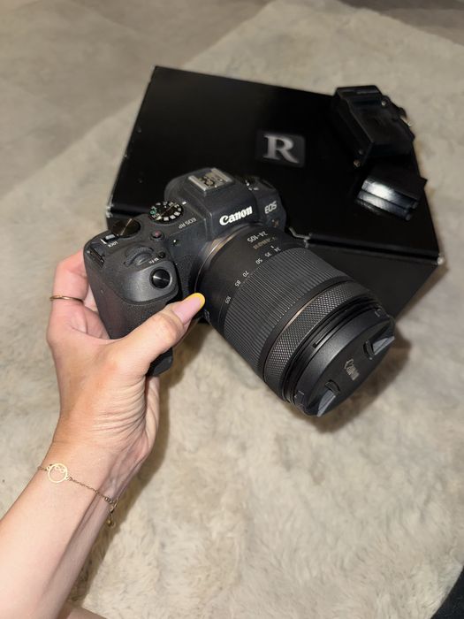 Aparat Canon EOS RP Mirrorless