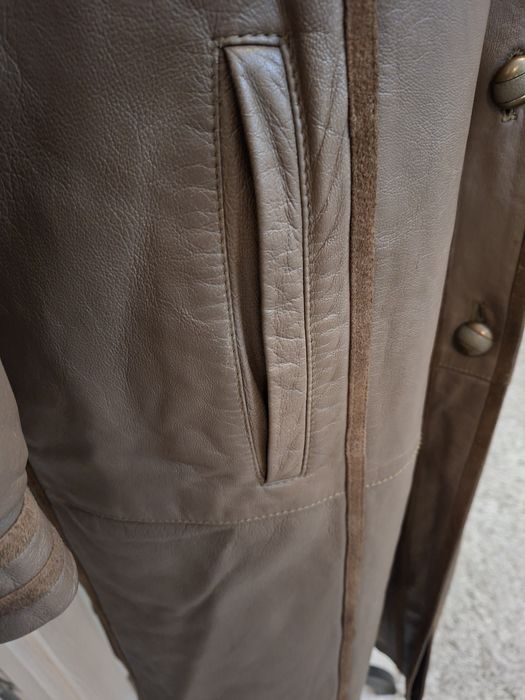 Haine de piele foarte eleganta