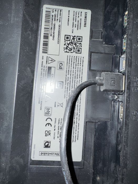 Продавам Samsung QLED 43 инча