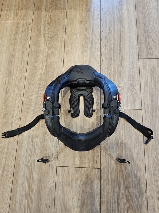 Leatt 4.5 Neck Brace/ Яка за врат