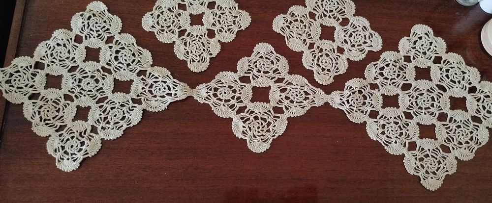 Тишлайф за маса, каре за маса.