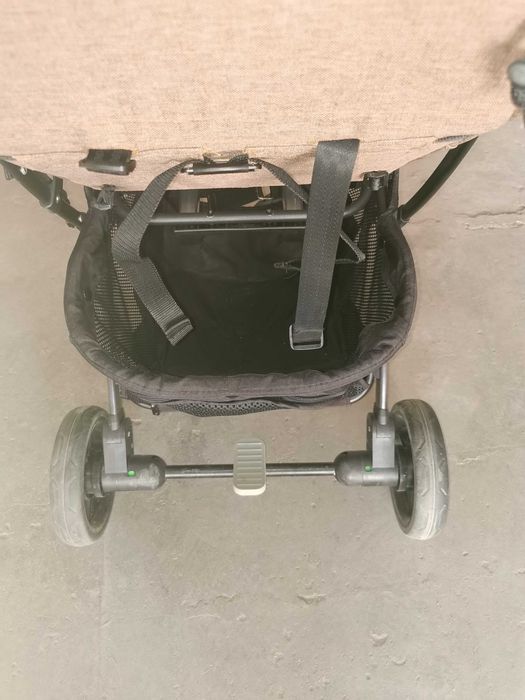 Продаётся коляска детская складнвя