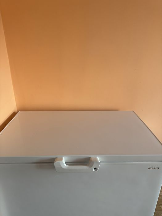 Морозильник от фирмы Атлант