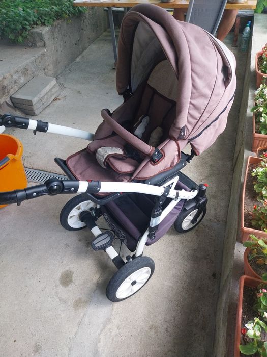 Бебешка количка carrera