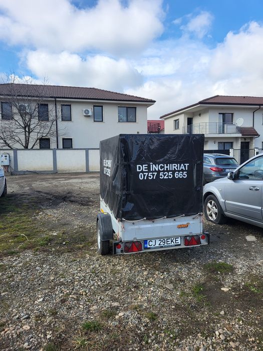 Remorca de închiriat  masa totala 750kg petru mai multe detali la telefon750kg