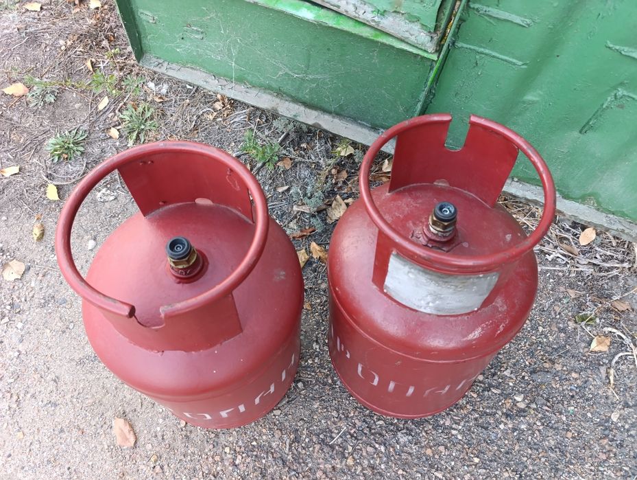 Продам 2 газовых баллона