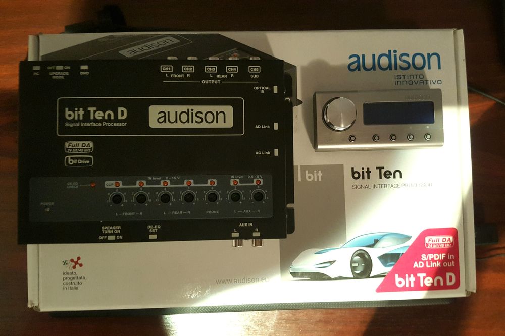 Car Audio Kicker solo x 18 hertz,Audison bit ten