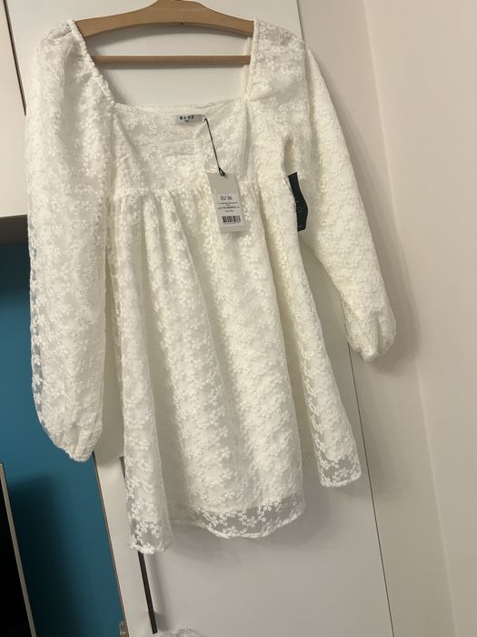 Нова рокля NA-KD