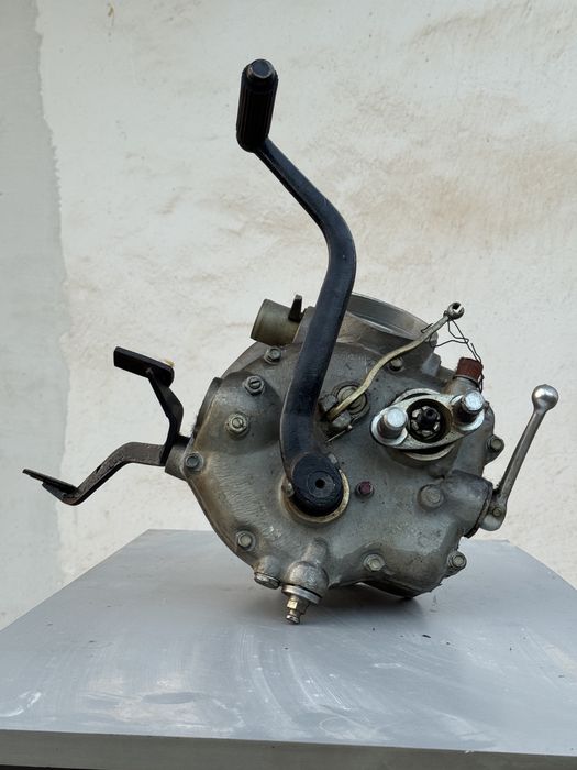 Чисто нов двигател за урал м66 предница и скорости