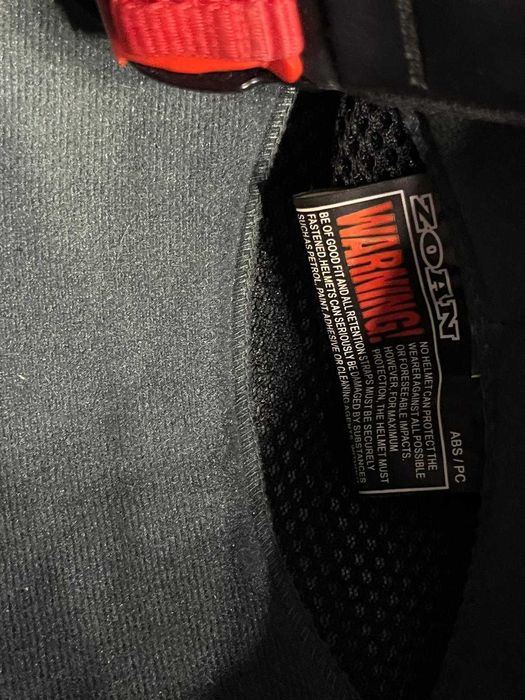 Casca Predator Carbon