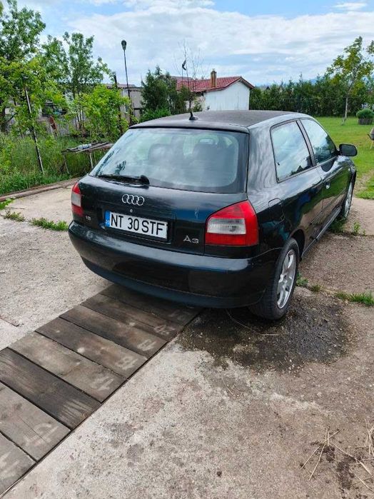 Vand 2003 Audi A3, motor 1.6 benzina