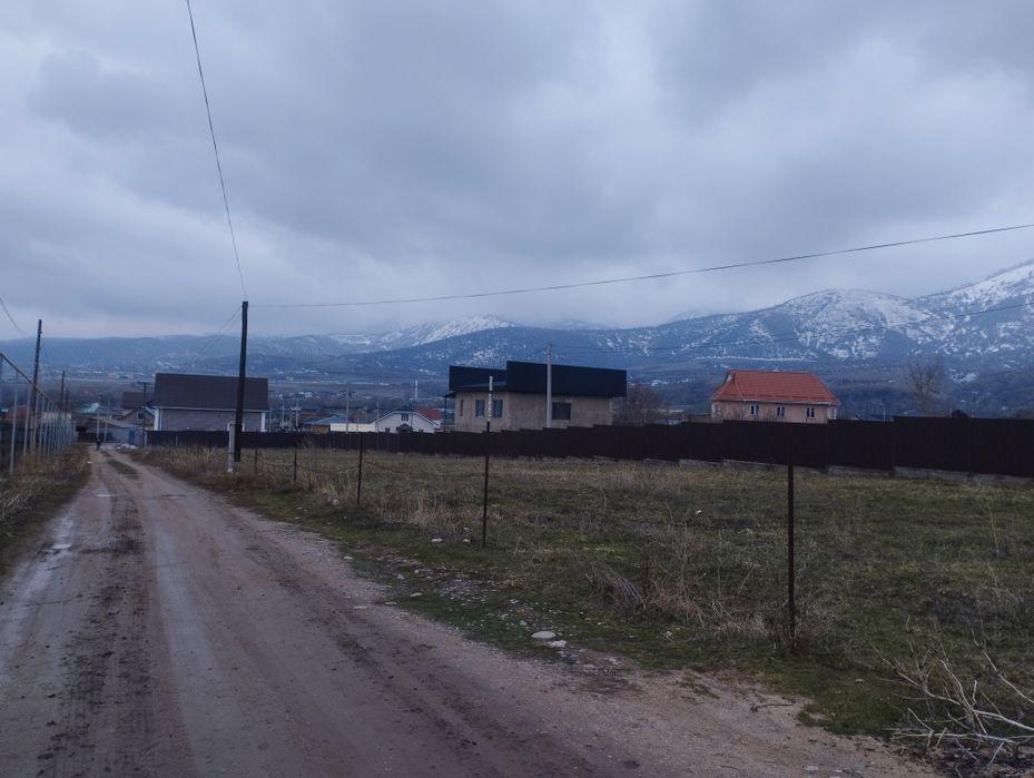 Участок продам инкубатор