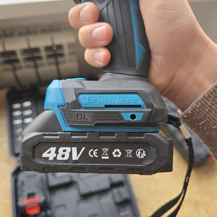 Бесщеточный шуруповерт