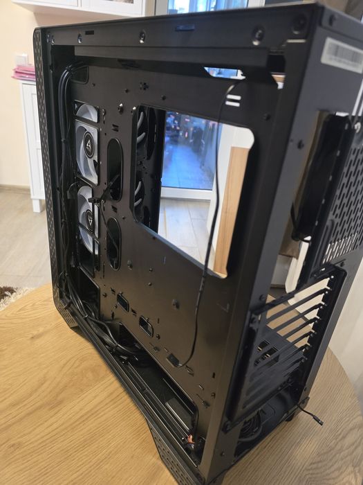 Thermaltake s300tg