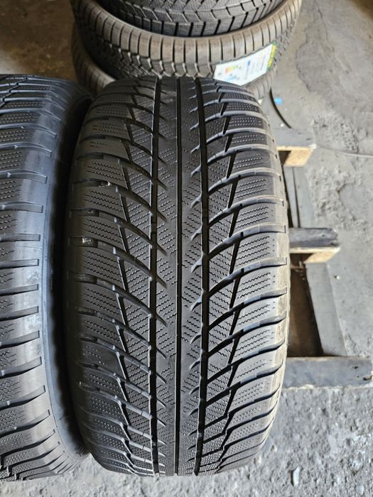2 anvelope iarna 225 50 17 Bridgestone Runflat