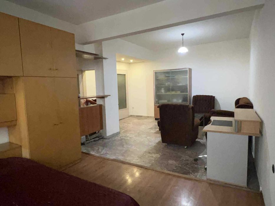 Дава се под наем Тристаен апартамент в София, Център - 65 кв.м за 598.23 € - Снимка #5