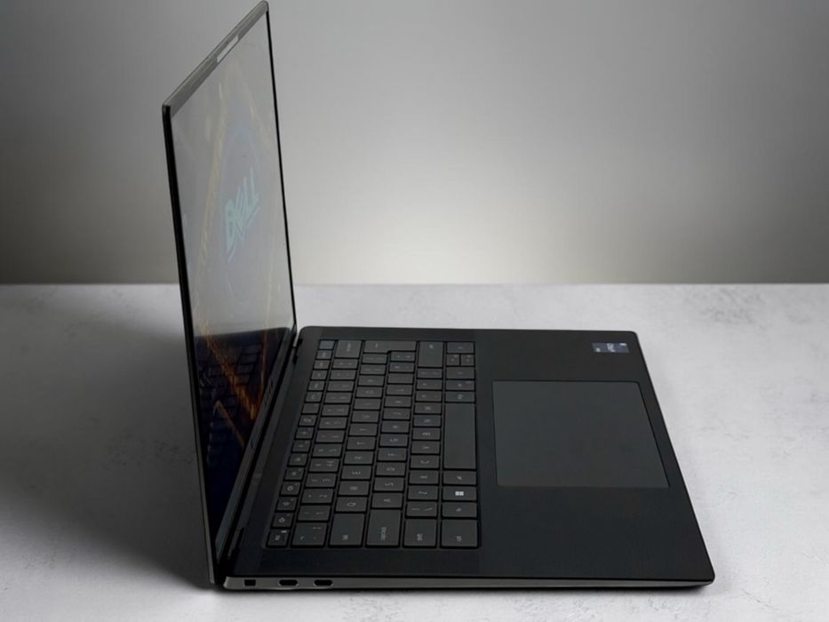 Лаптоп Dell Precision 5570 15.6" FHD+ i9-12900H 32RAM 512SSD RTX A2000 Гараниця!