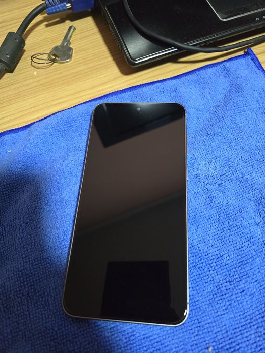 Vând Samsung galaxi a56